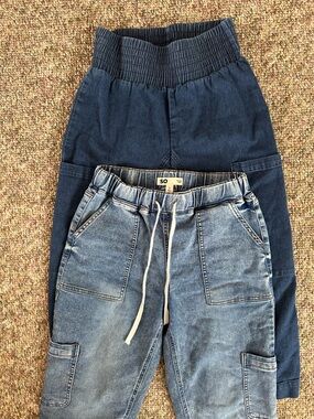 Lot of 2 Juniors Denim Jogger Jeans – Size S & M – Elastic Waist – Casual